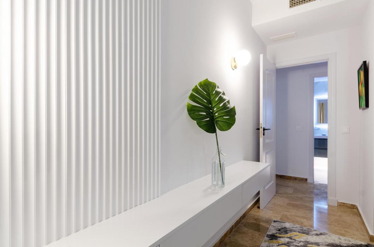 Luxury Blue Coast Seaside Retreat Marbella Apartment Exterior photo